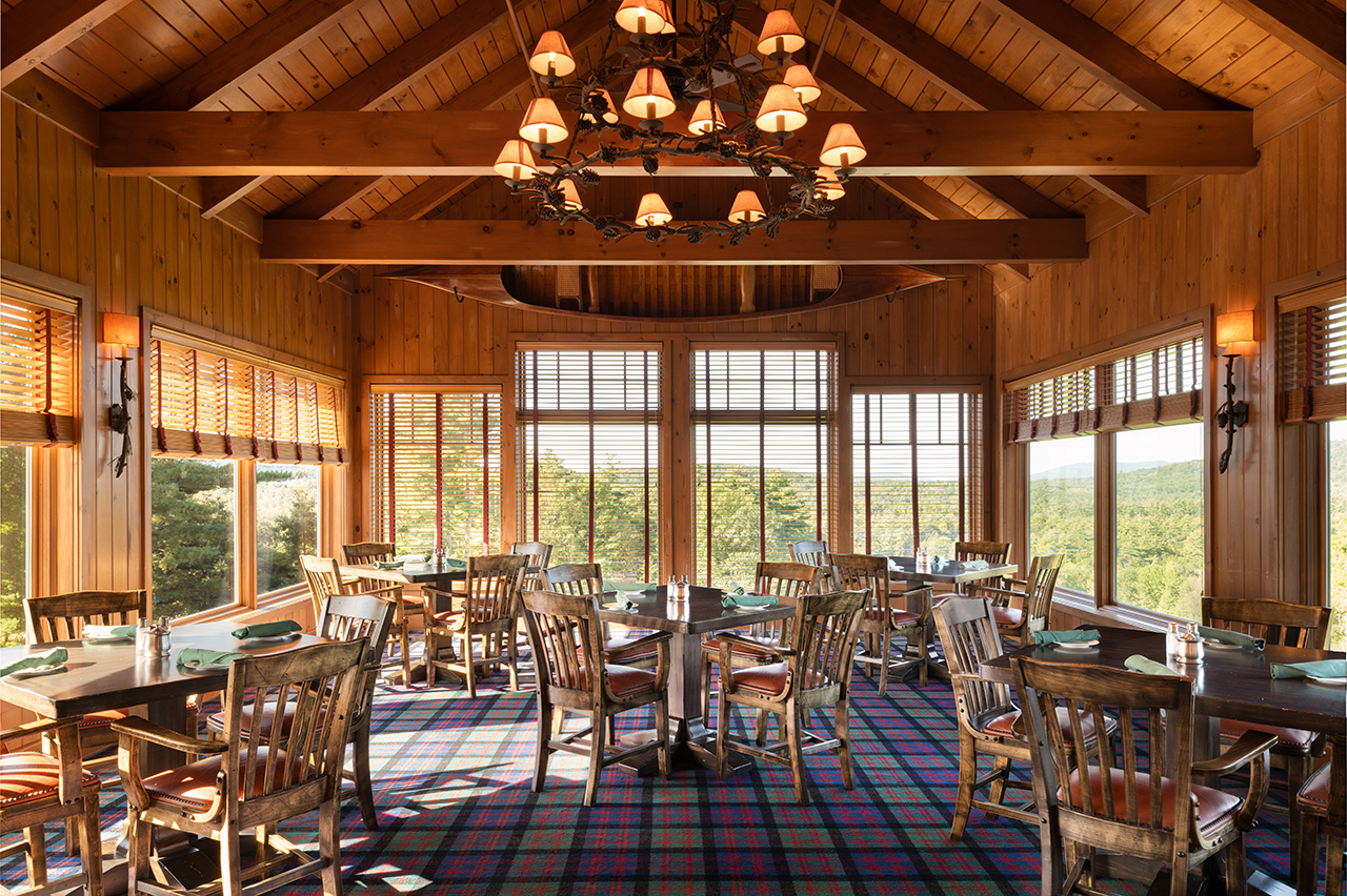 The pub at Lake Winnipesaukee Golf Club.