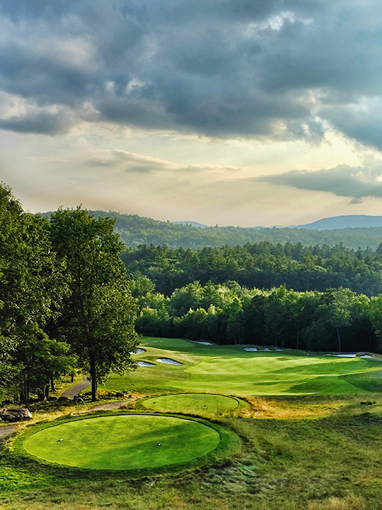 Picturesque view of golf hole number 10 at Lake Winnipesaukee Golf Club